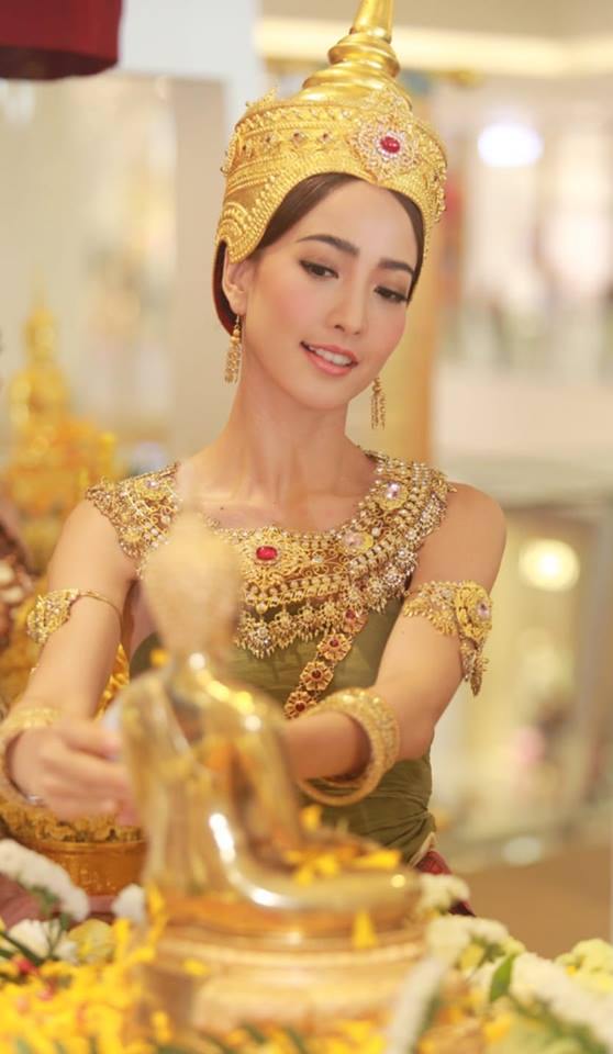 นางสงกรานต์ ๒๕๖๒ ICON SIAM “แต้ว ณฐพร” #thailand