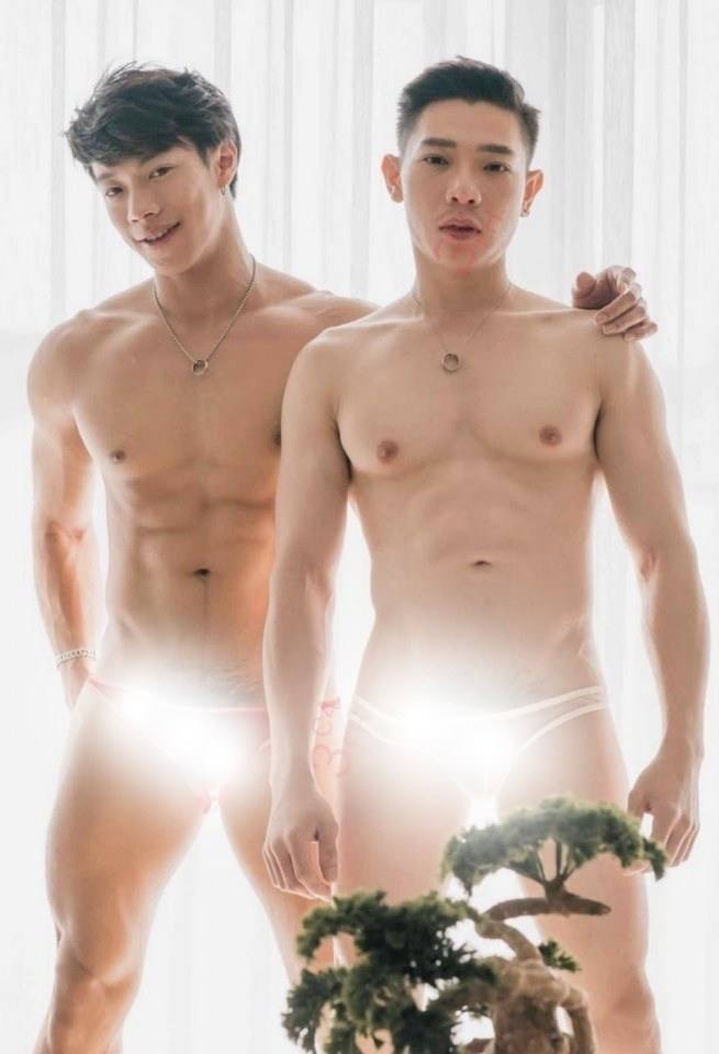 หนุ่มหล่อขึ้นปก 169