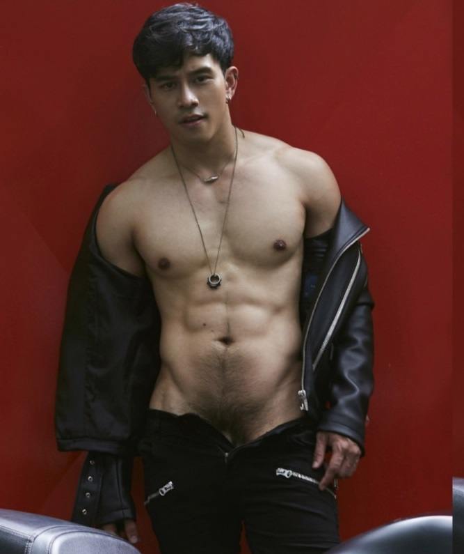หนุ่มหล่อขึ้นปก 170