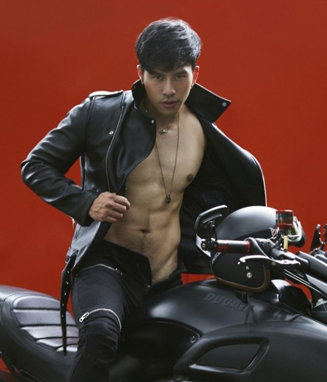 หนุ่มหล่อขึ้นปก 170