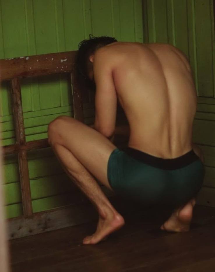 หนุ่มหล่อขึ้นปก 171