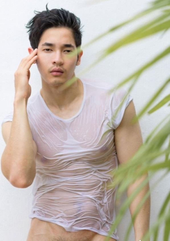 หนุ่มหล่อขึ้นปก 176