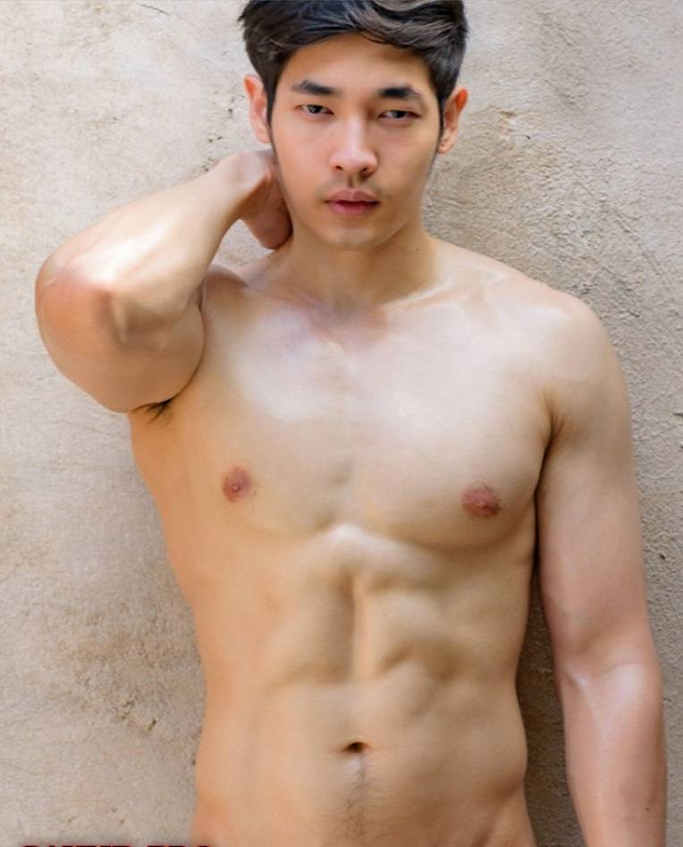 หนุ่มหล่อขึ้นปก 176.1