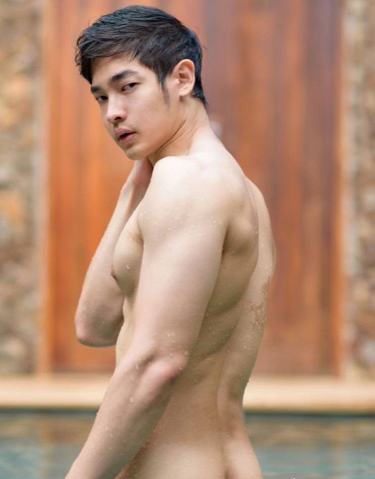 หนุ่มหล่อขึ้นปก 176.2