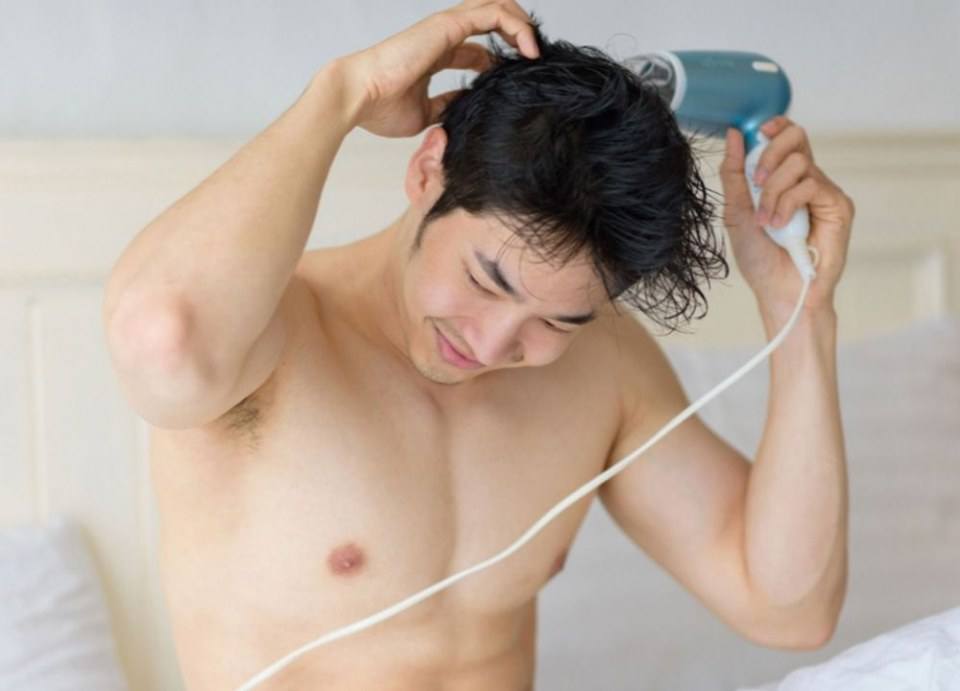 หนุ่มหล่อขึ้นปก 176.3