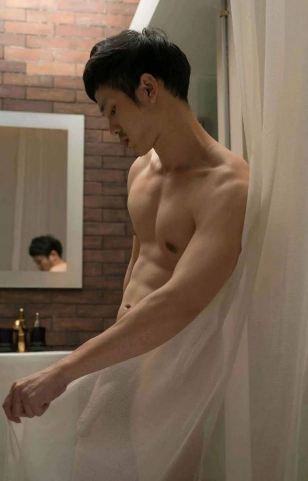 หนุ่มหล่อขึ้นปก 177