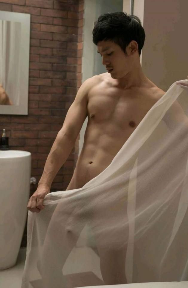 หนุ่มหล่อขึ้นปก 177