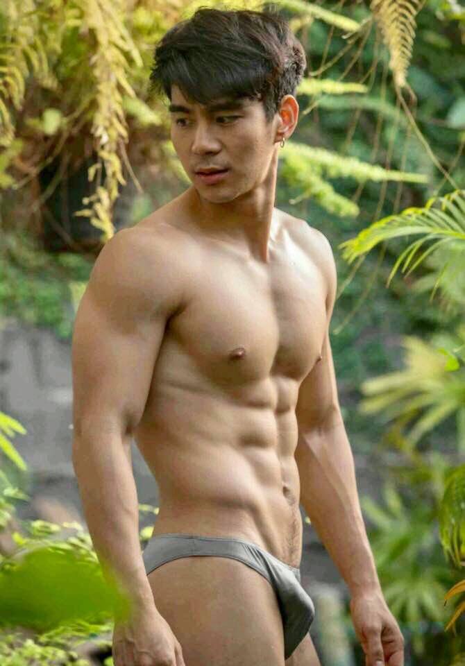 แอ่นยั่วๆ