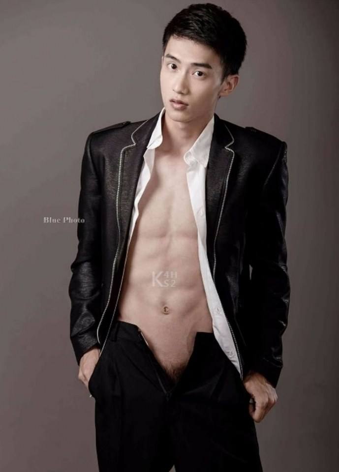 หนุ่มหล่อขึ้นปก 178