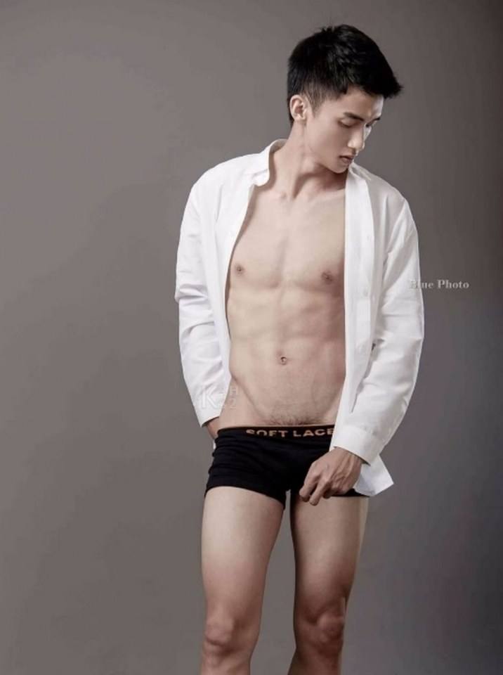 หนุ่มหล่อขึ้นปก 178