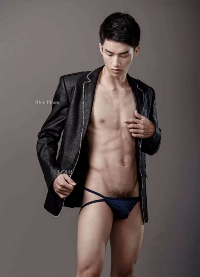 หนุ่มหล่อขึ้นปก 178