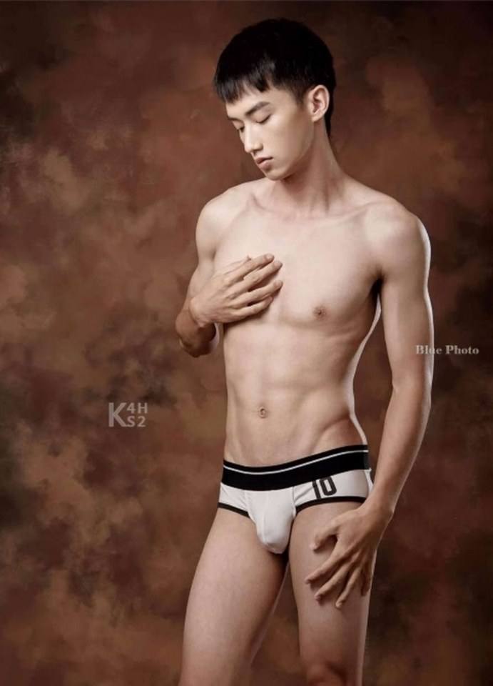 หนุ่มหล่อขึ้นปก 178
