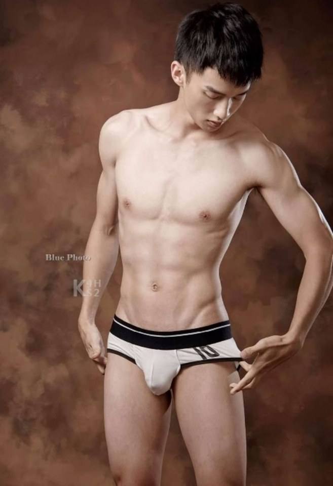 หนุ่มหล่อขึ้นปก 178