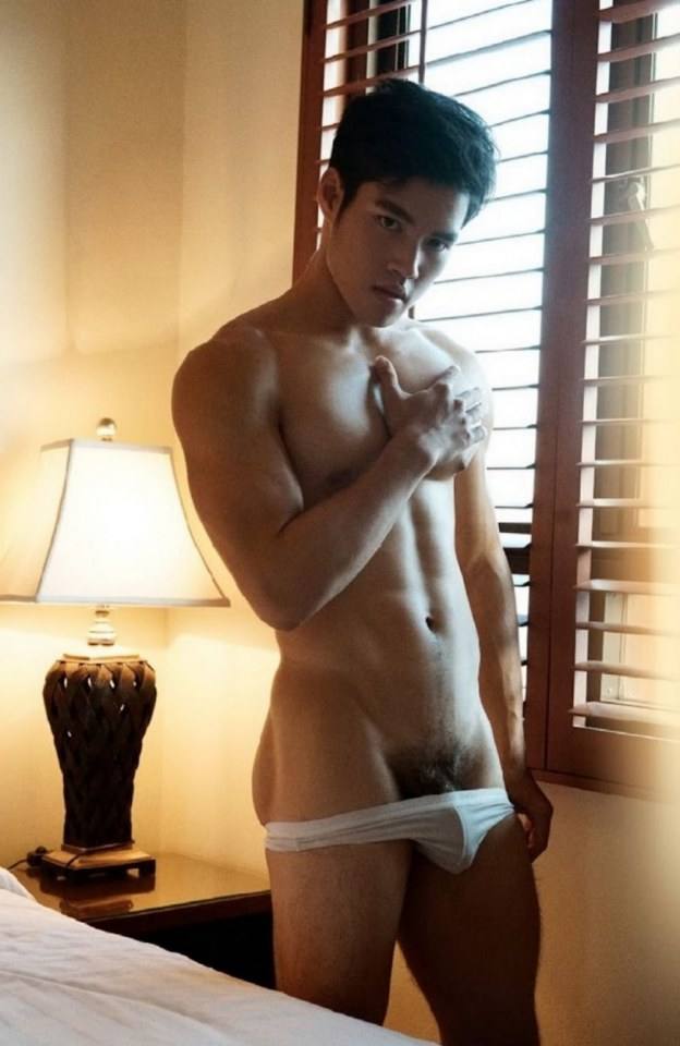 หนุ่มหล่อขึ้นปก 180.1