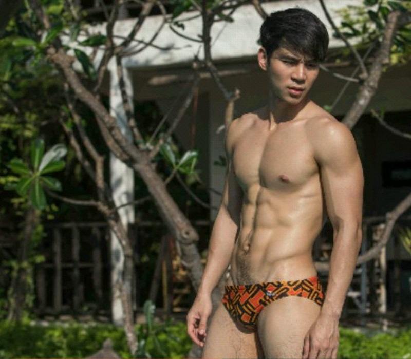 หนุ่มหล่อขึ้นปก 181.1
