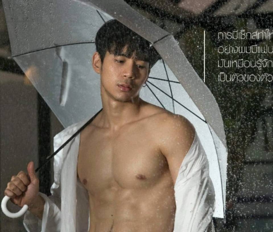 หนุ่มหล่อขึ้นปก 181.2
