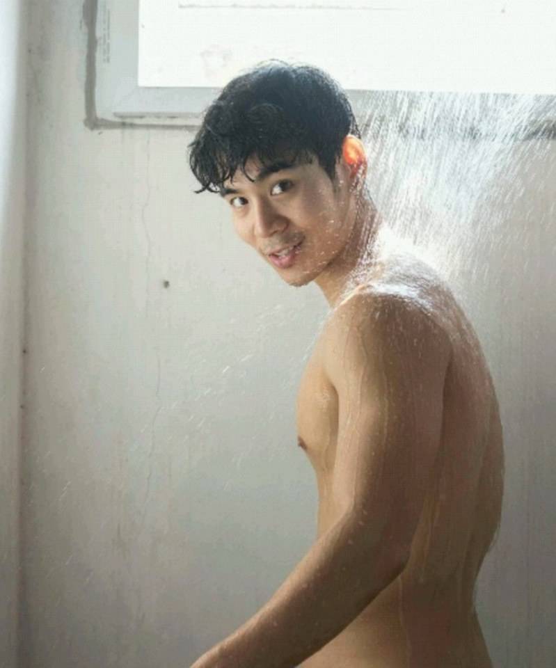 หนุ่มหล่อขึ้นปก 181.2