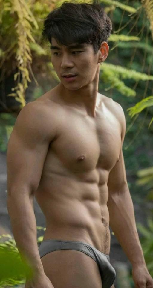 หนุ่มหล่อขึ้นปก 181.2