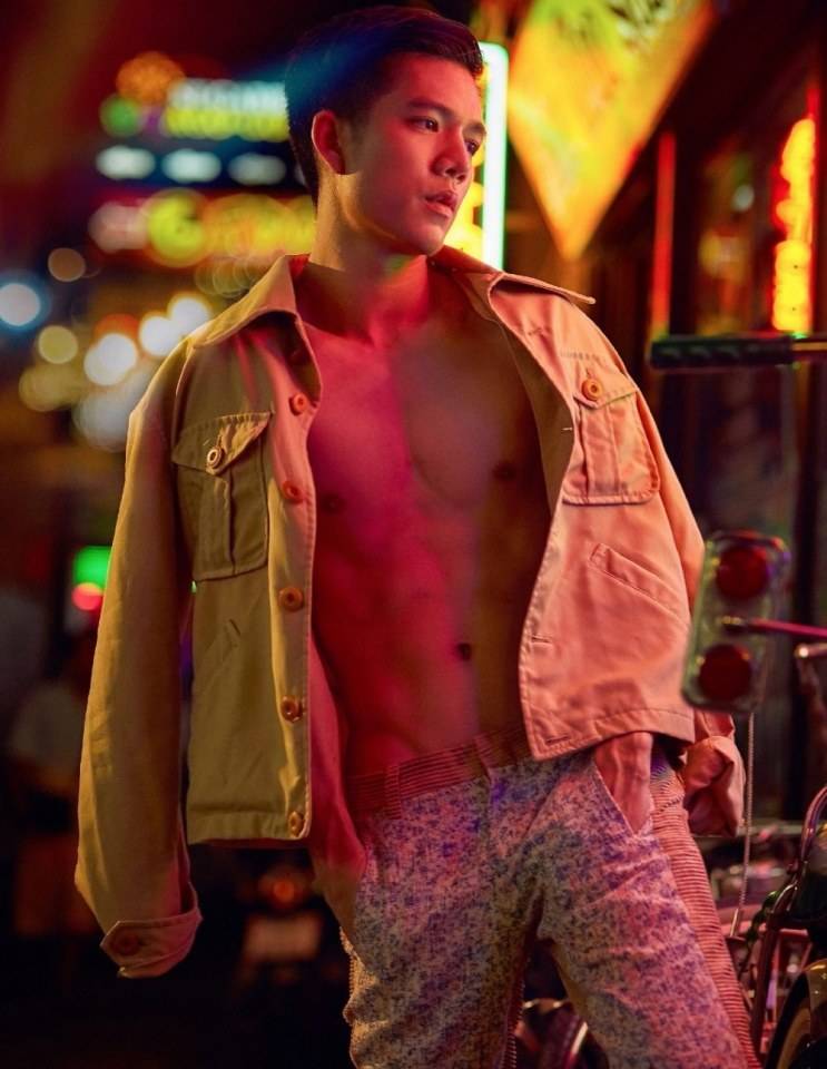 หนุ่มหล่อขึ้นปก 183