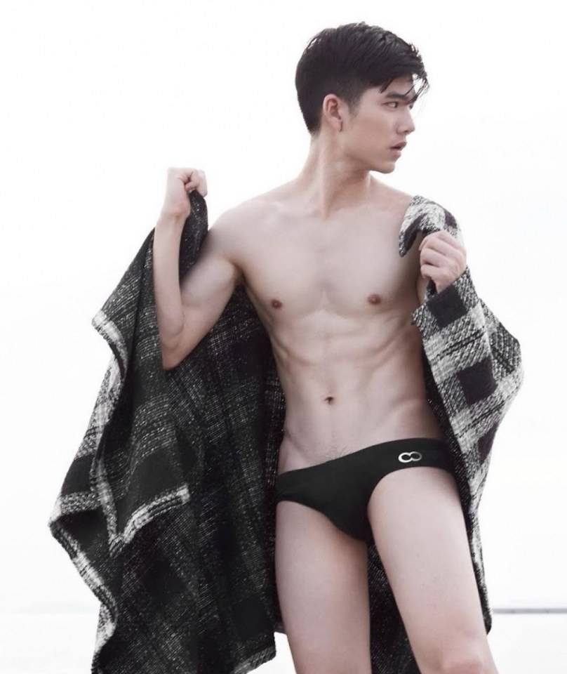 หนุ่มหล่อขึ้นปก 183