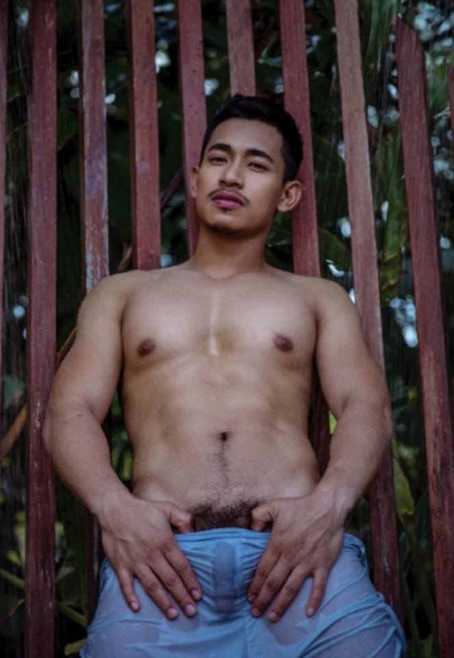 หนุ่มหล่อขึ้นปก 186