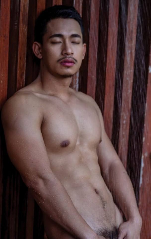 หนุ่มหล่อขึ้นปก 186