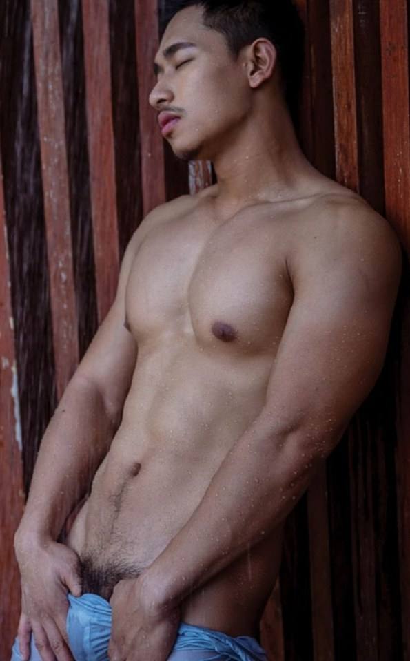 หนุ่มหล่อขึ้นปก 186