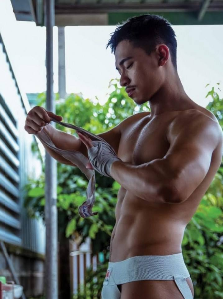 หนุ่มหล่อขึ้นปก 186.2
