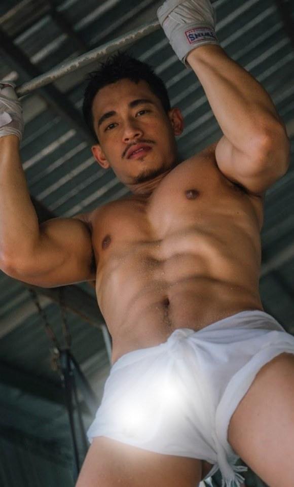 หนุ่มหล่อขึ้นปก 186.2