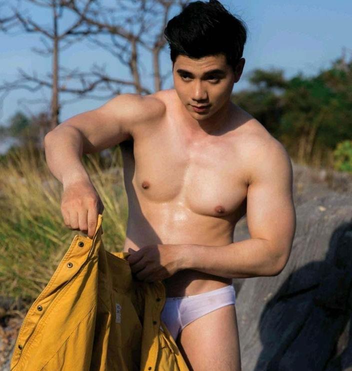 หนุ่มหล่อขึ้นปก 187