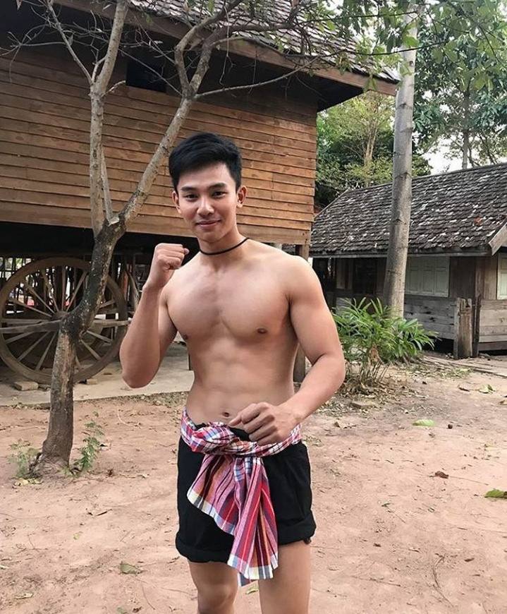 ดีต่อใจ#596พี่บ่าว..ผ้าขาวม้า