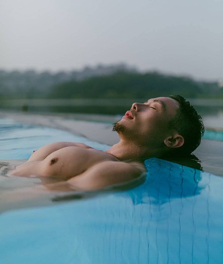 male body 114