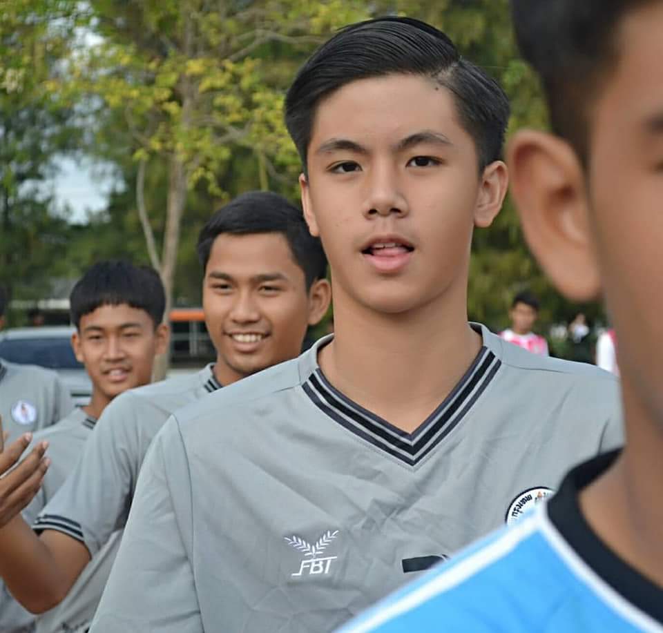 น้องเบ๊บนักฟุตบอลสุดหล่อ