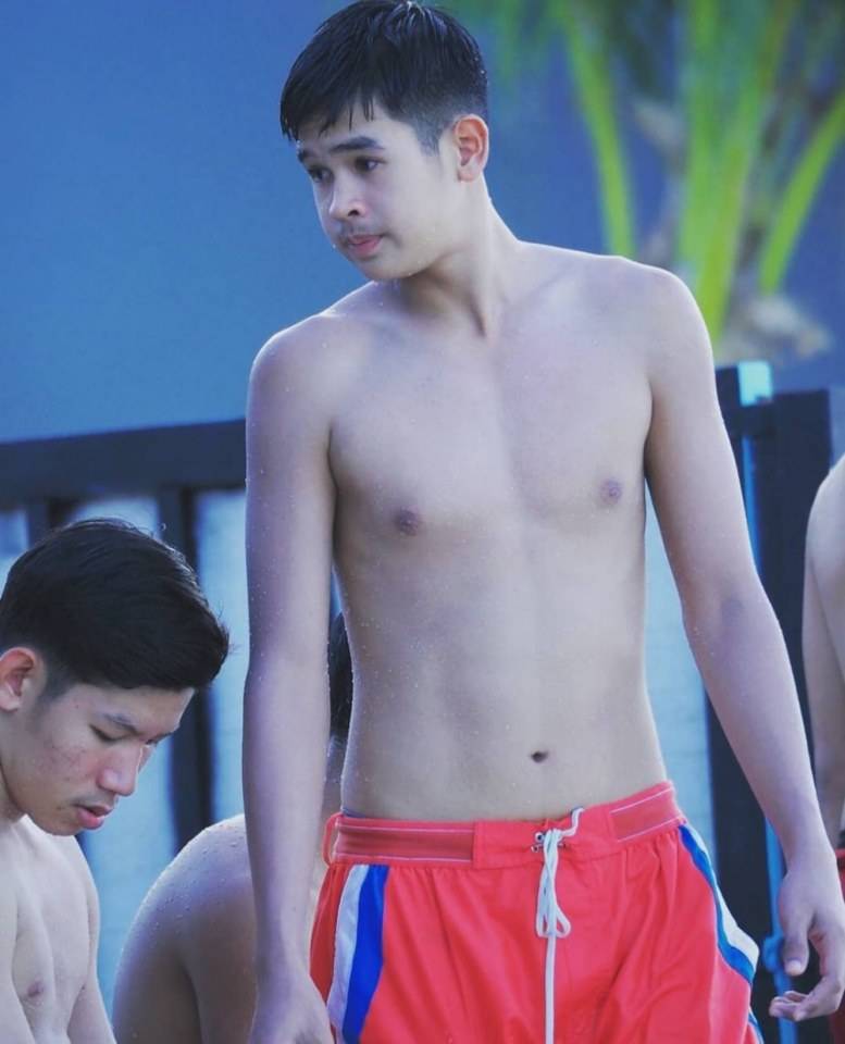 หนุ่มนักกีฬาวัยใส