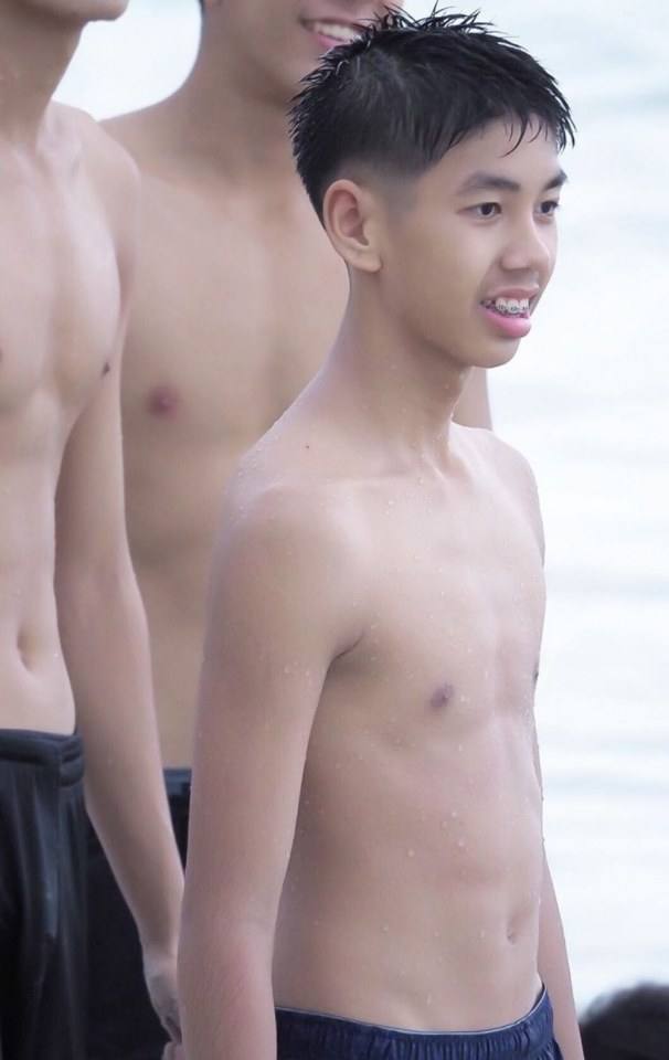 หนุ่มนักกีฬาวัยใส