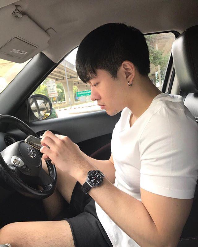 อาภรณ์ขาวสาวหลงอยากปลงใจ  4,511
