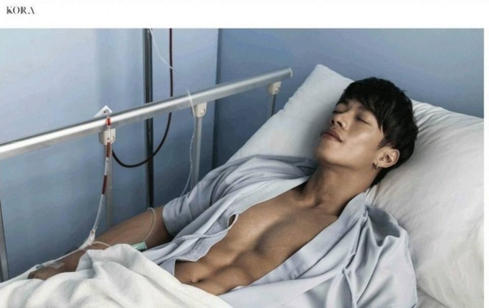 หนุ่มหล่อขึ้นปก 193