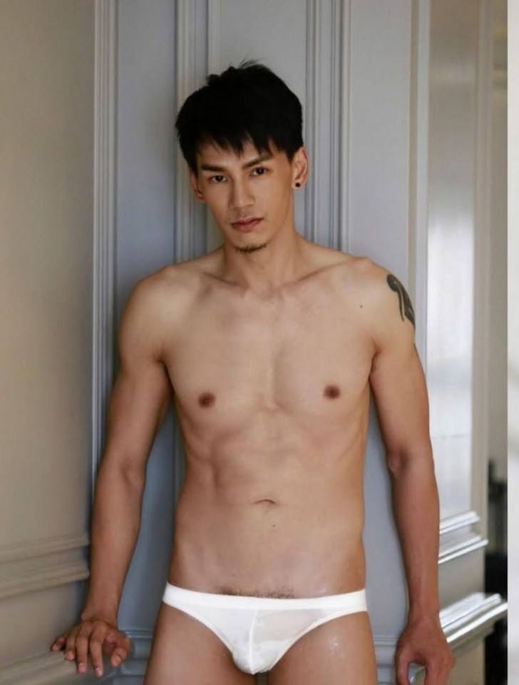 หนุ่มหล่อขึ้นปก 194
