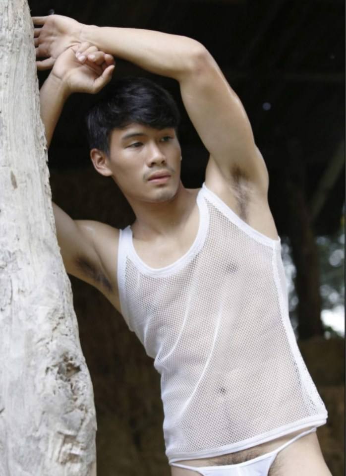 หนุ่มหล่อขึ้นปก 195