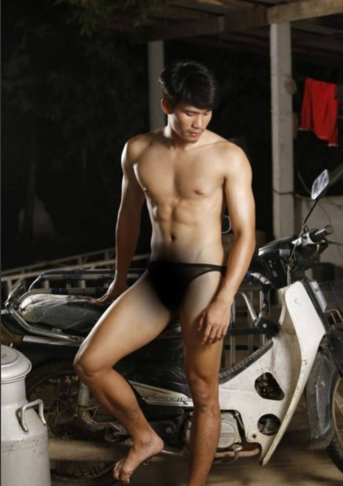 หนุ่มหล่อขึ้นปก 195