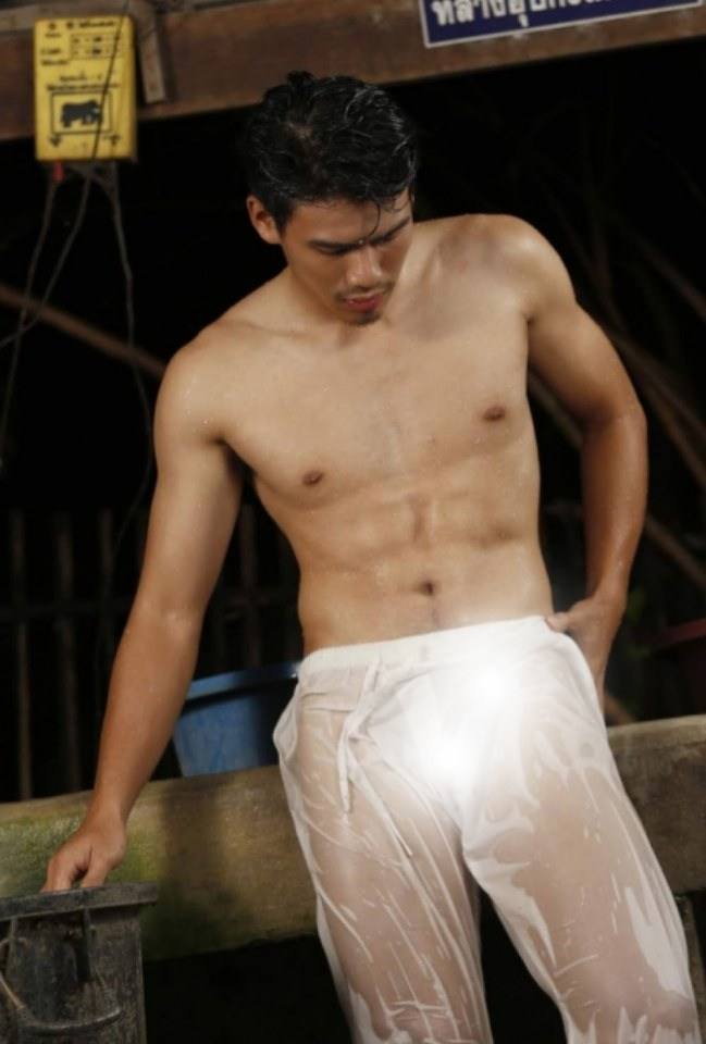 หนุ่มหล่อขึ้นปก 195