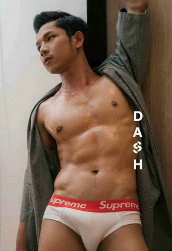 หนุ่มหล่อขึ้นปก 200.1