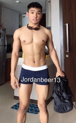 ถอดโชว์เรือนร่าง 2511
