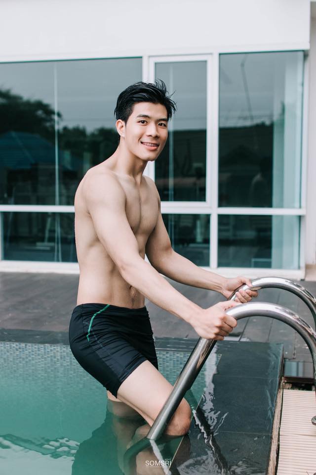 ถอดโชว์เรือนร่าง 2513