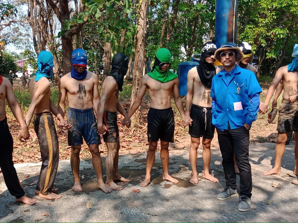 ถอดโชว์เรือนร่าง 2514