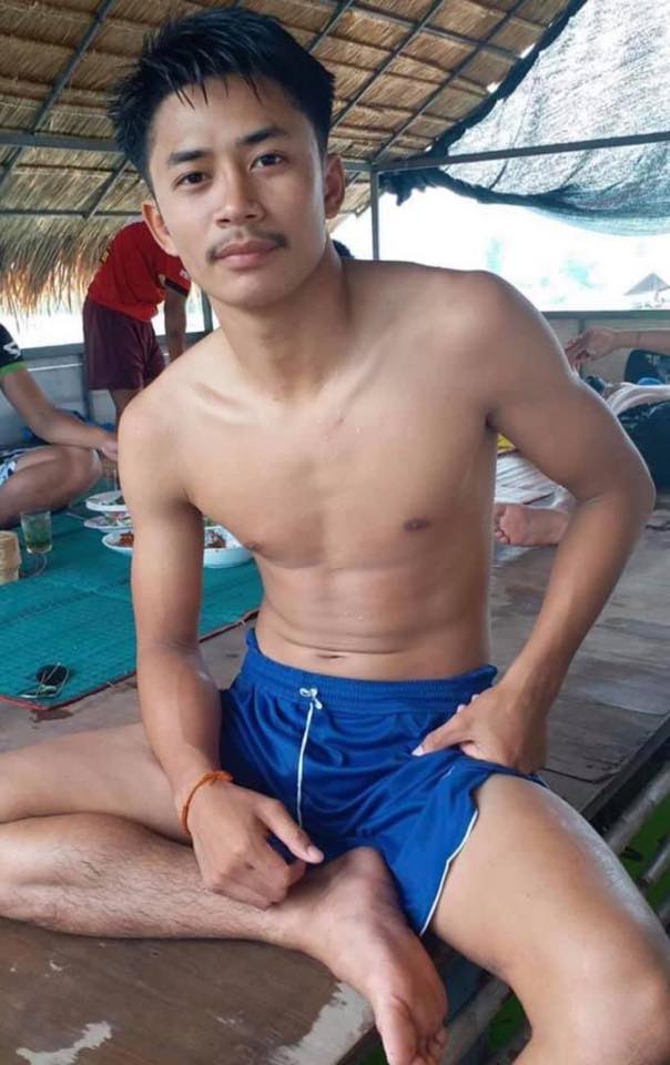 ถอดโชว์เรือนร่าง 2516