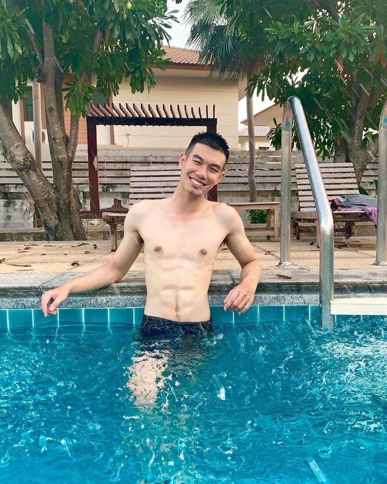 ถอดโชว์เรือนร่าง 2517