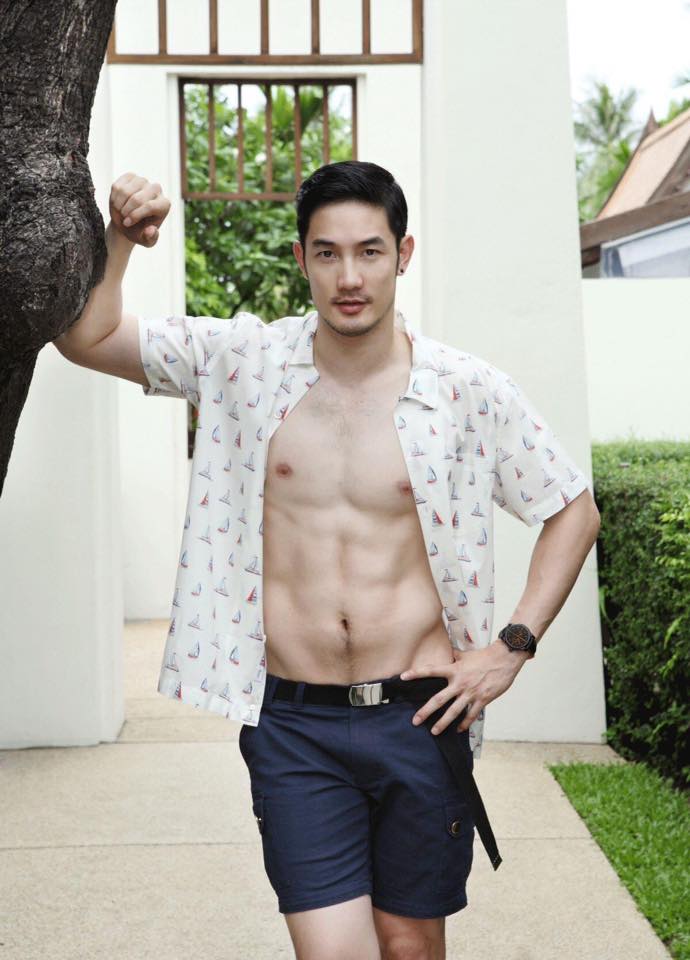 ถอดโชว์เรือนร่าง 2519