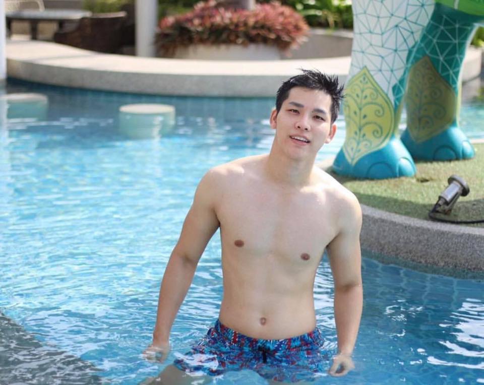 ถอดโชว์เรือนร่าง 2521