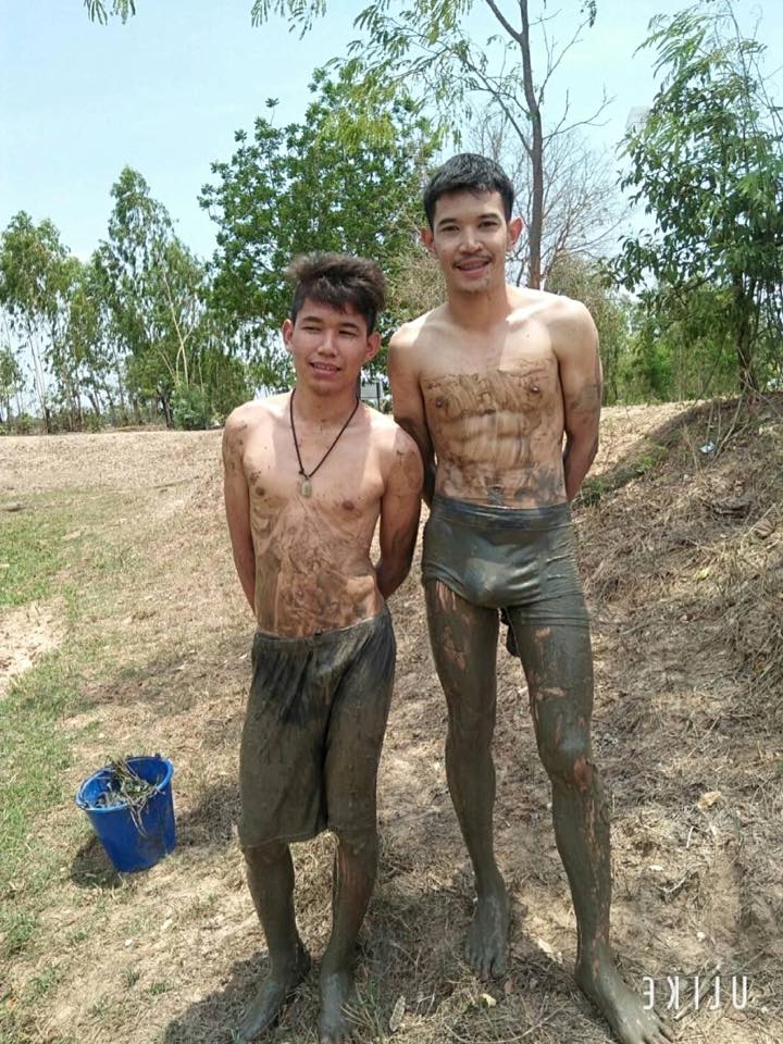 ถอดโชว์เรือนร่าง 2523
